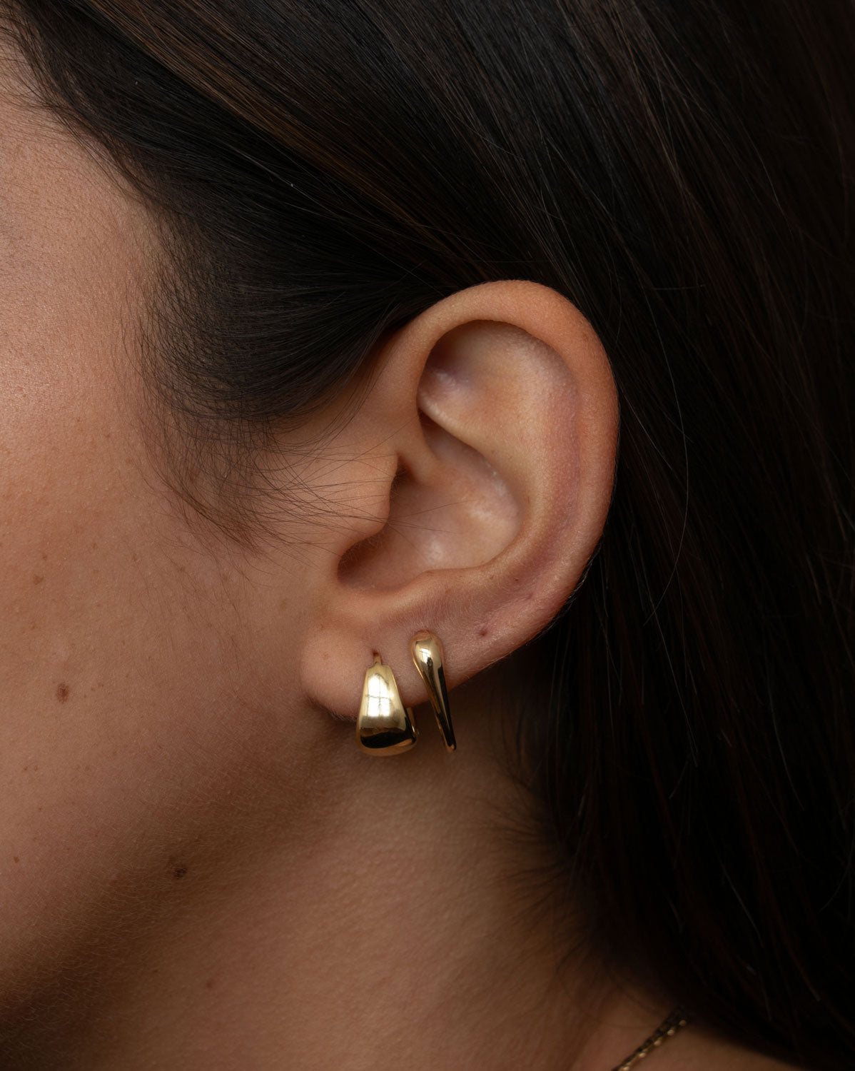(Pair) Cardi Hoops
