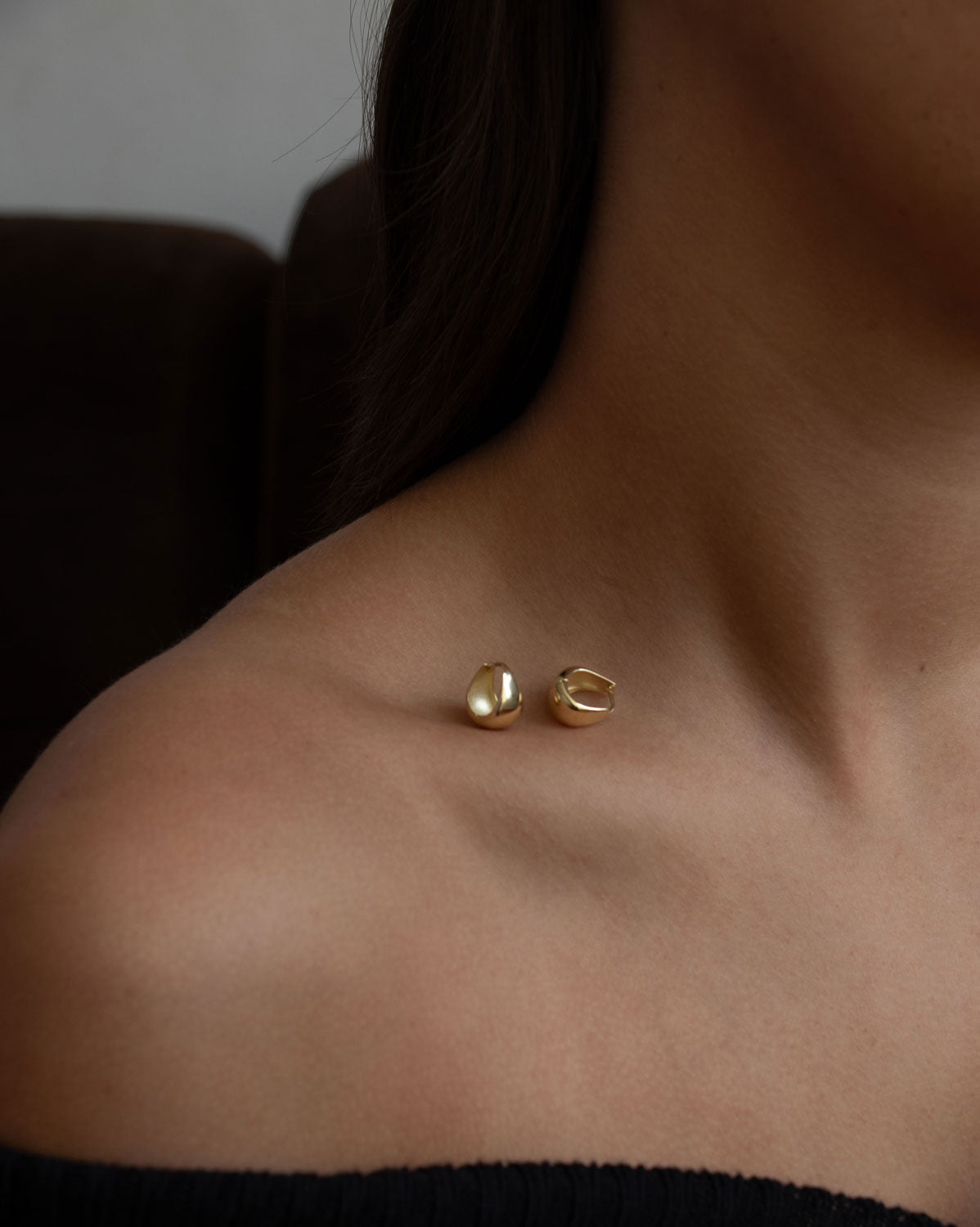 (Pair) Cardi Hoops