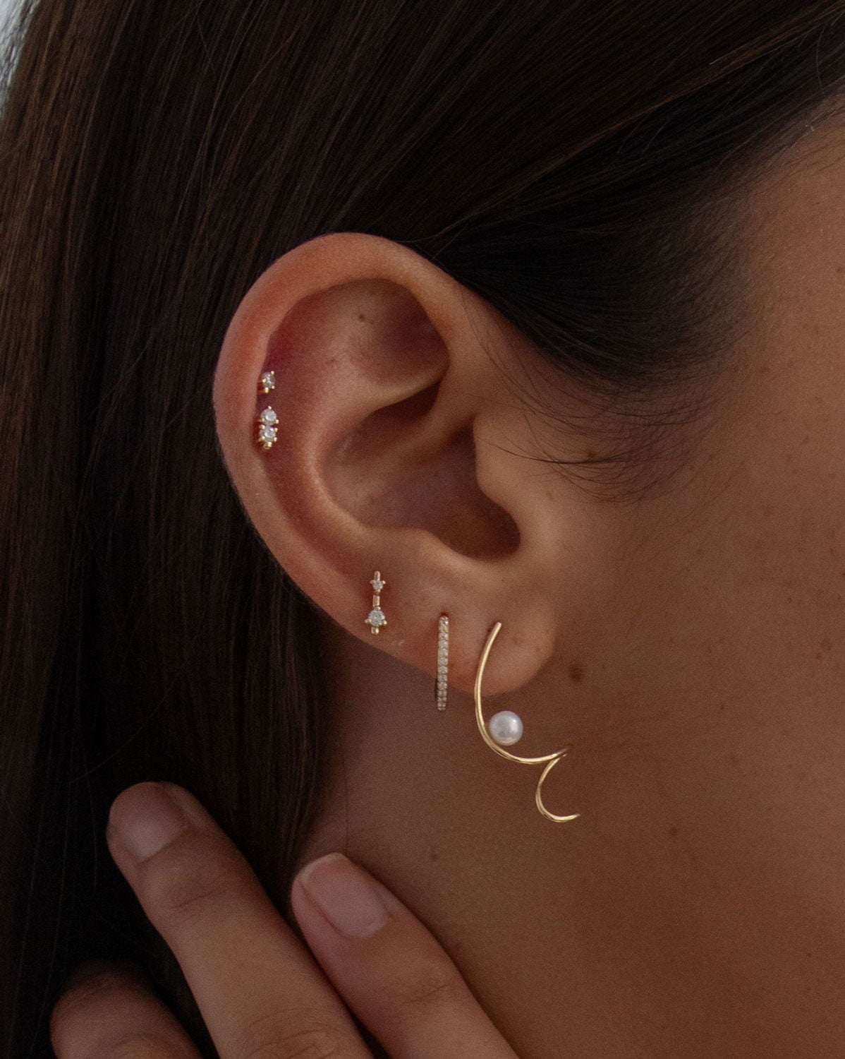(Pair) Squiggle Pearl Earrings